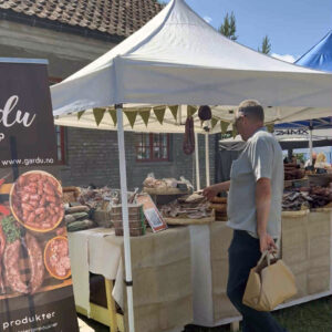 ebf4adff-2ea7-4425-8dcc-cfdb980666f3